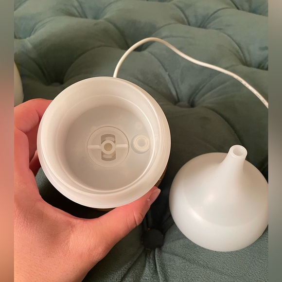 NOW glass swirl USB diffuser - Picture 8 of 9